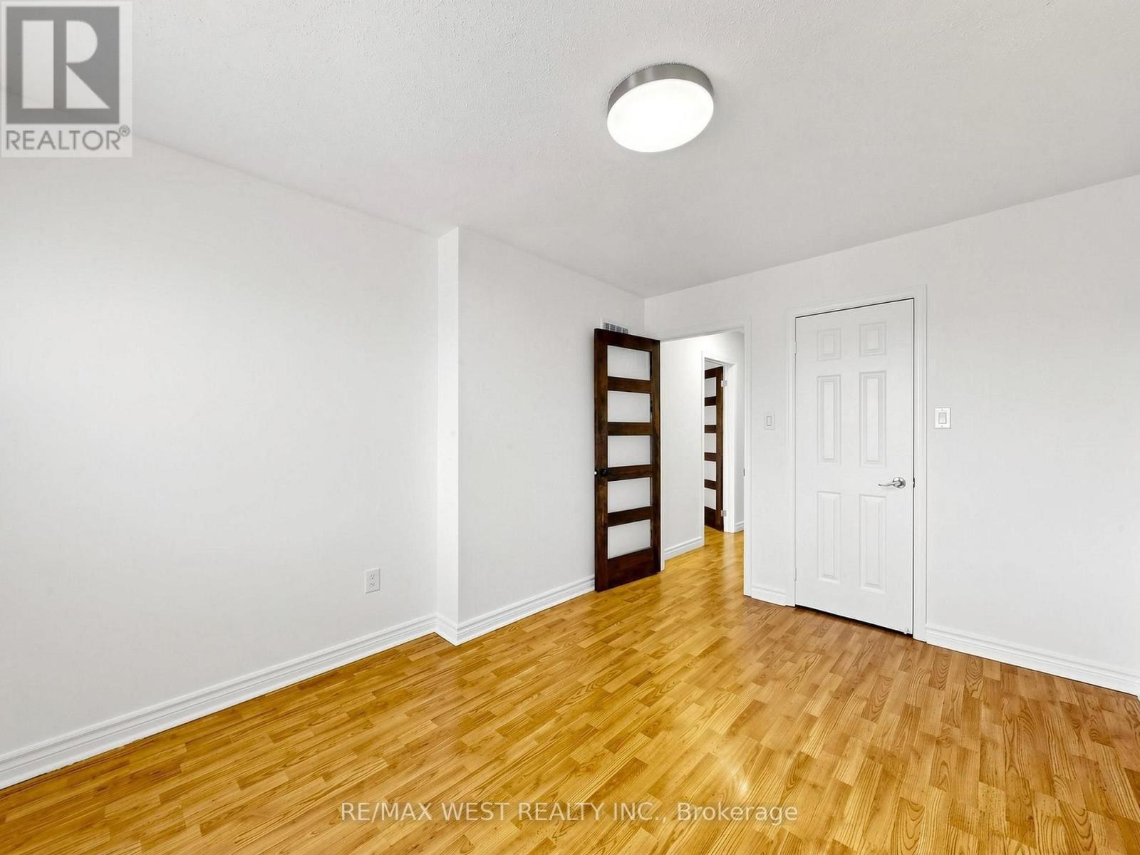 63 Echo Ridge Crescent, Vaughan, ON