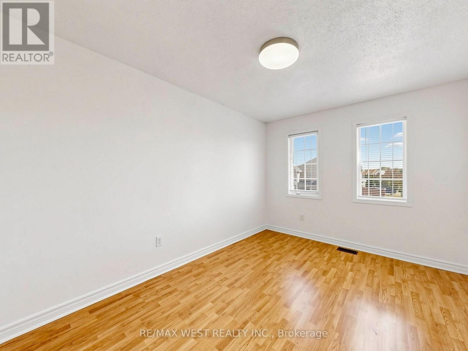 63 Echo Ridge Crescent, Vaughan, ON