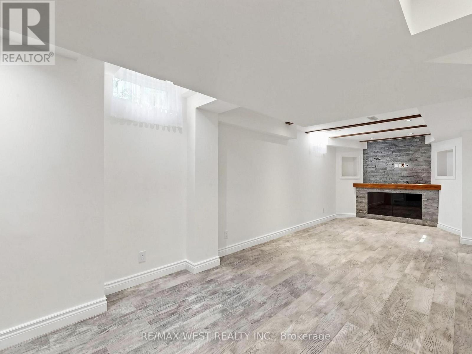 63 Echo Ridge Crescent, Vaughan, ON
