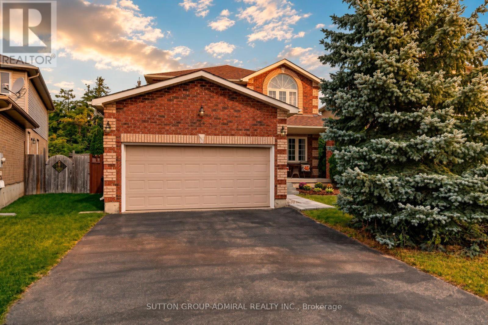 34 Balmoral Place, Barrie, ON