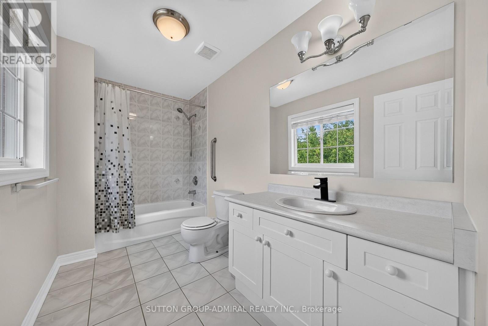 34 Balmoral Place, Barrie, ON