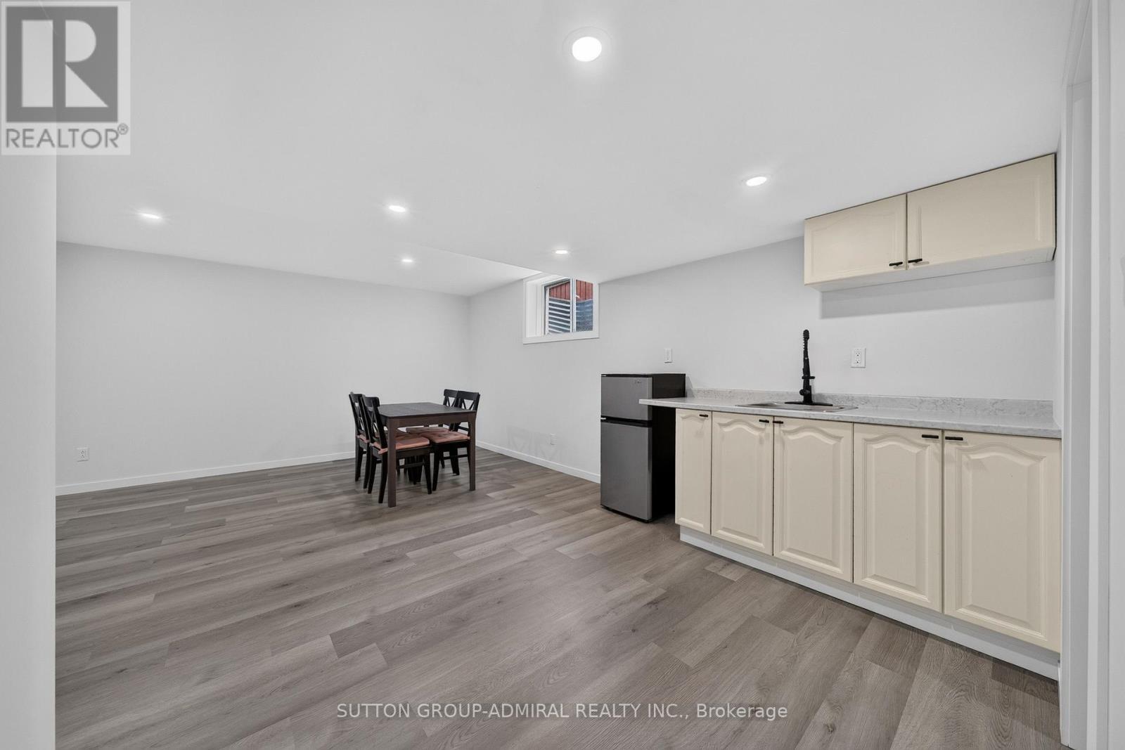 34 Balmoral Place, Barrie, ON