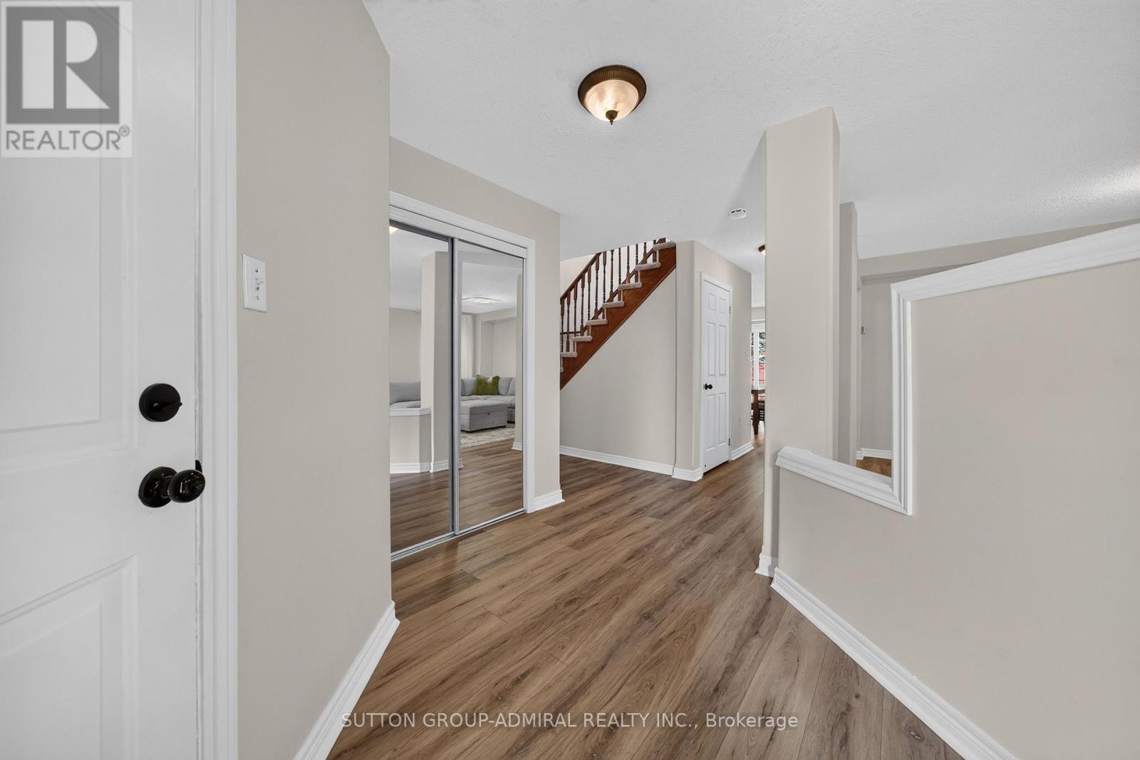 34 Balmoral Place, Barrie, ON