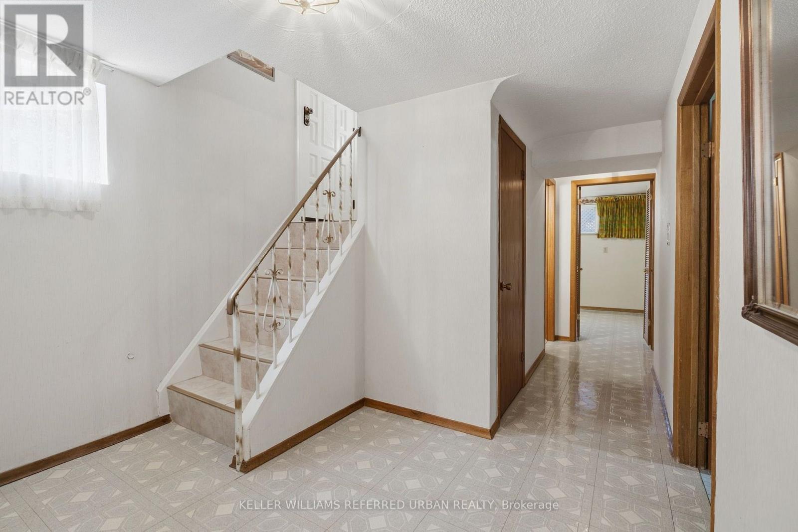 40 Datchet Road, Toronto, ON