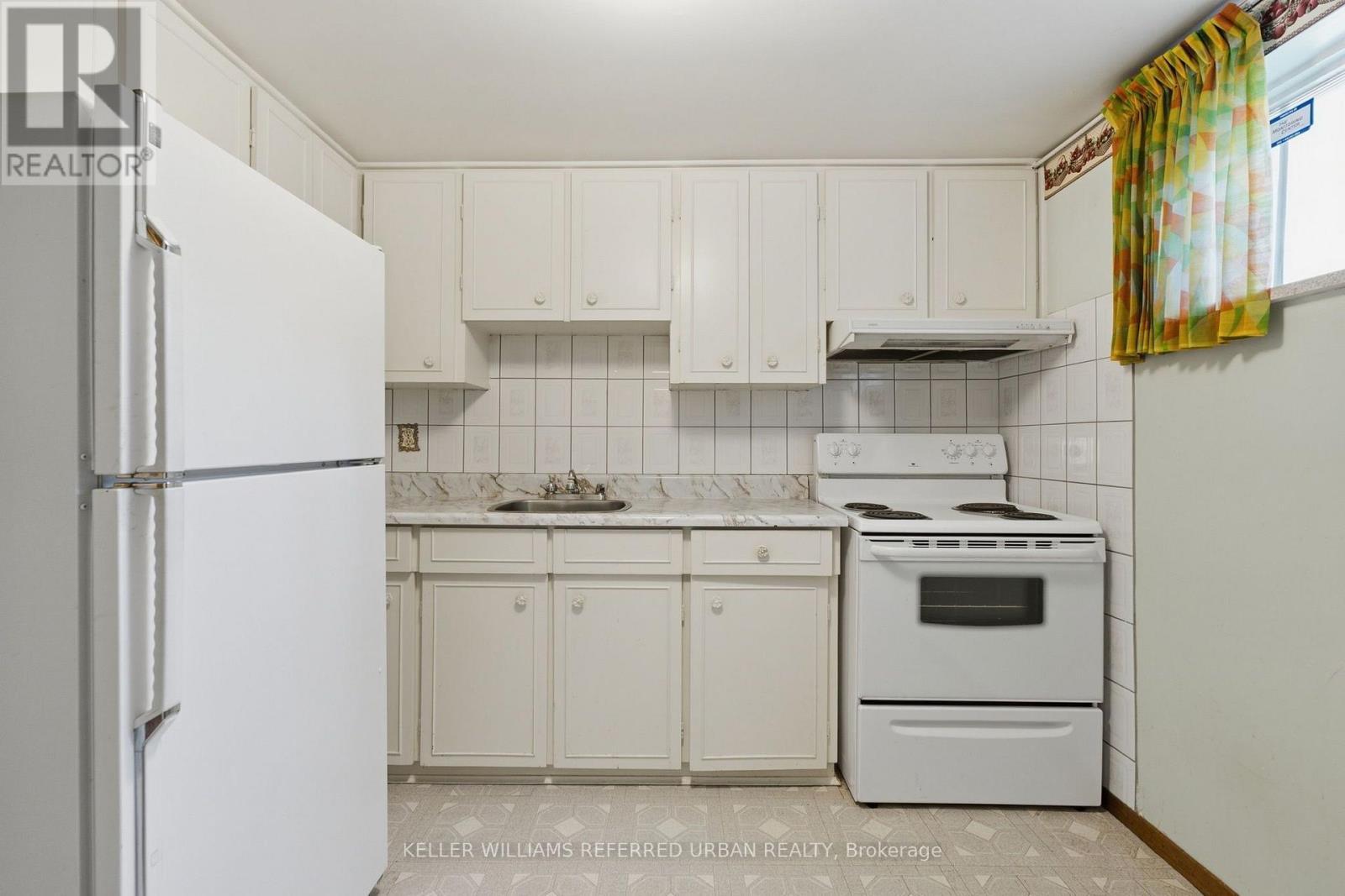 40 Datchet Road, Toronto, ON