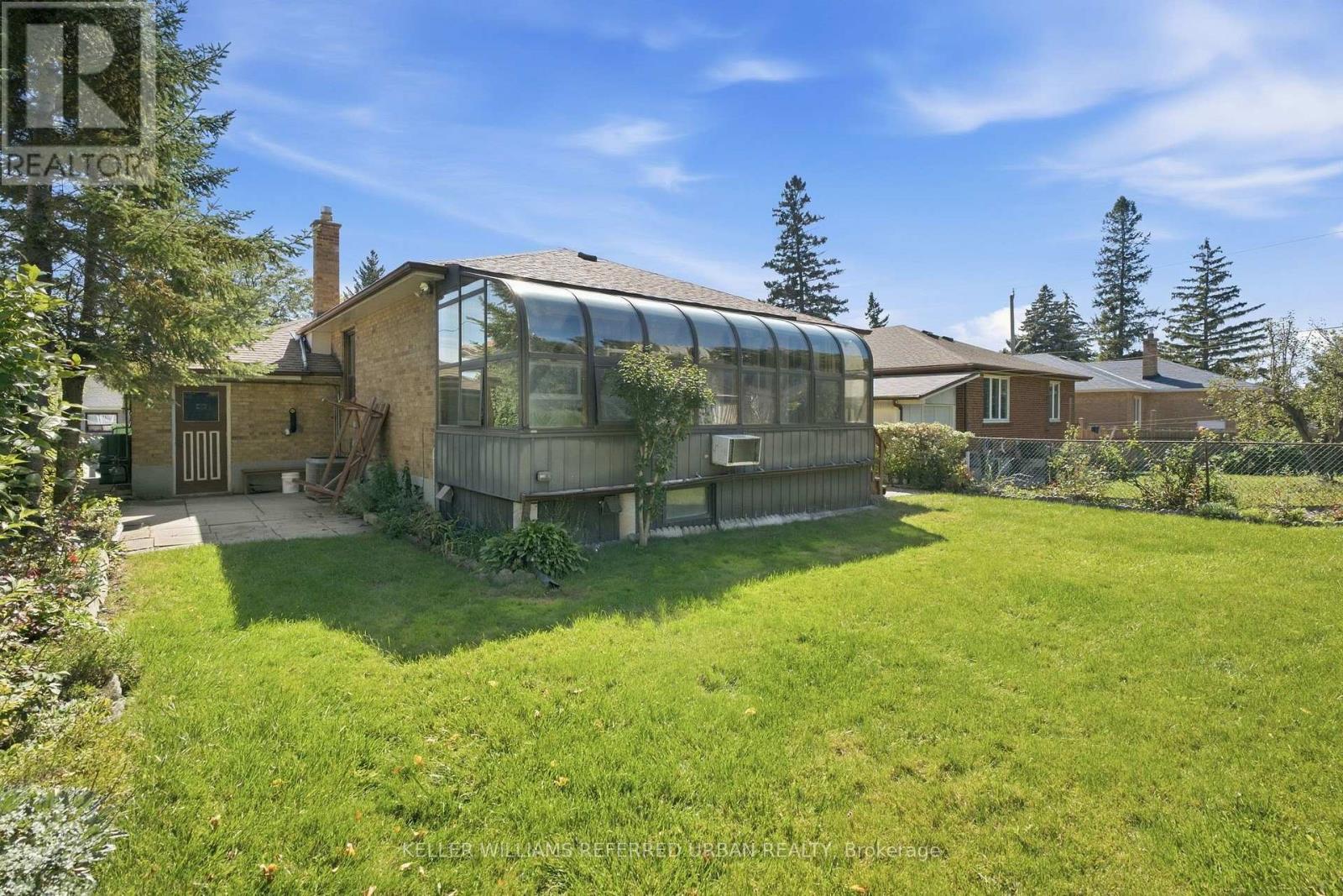 40 Datchet Road, Toronto, ON