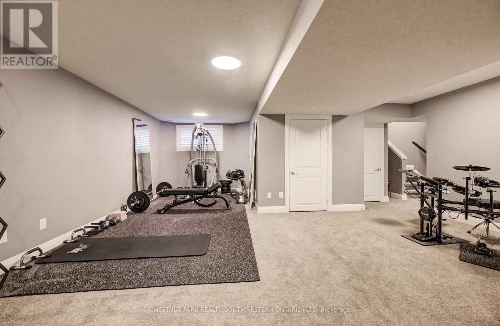 35 Greyhawk Street, Kitchener, ON