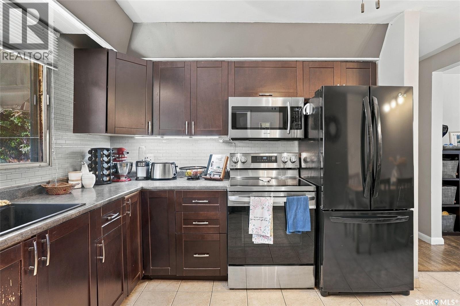 2518 Ewart Avenue, Saskatoon, SK