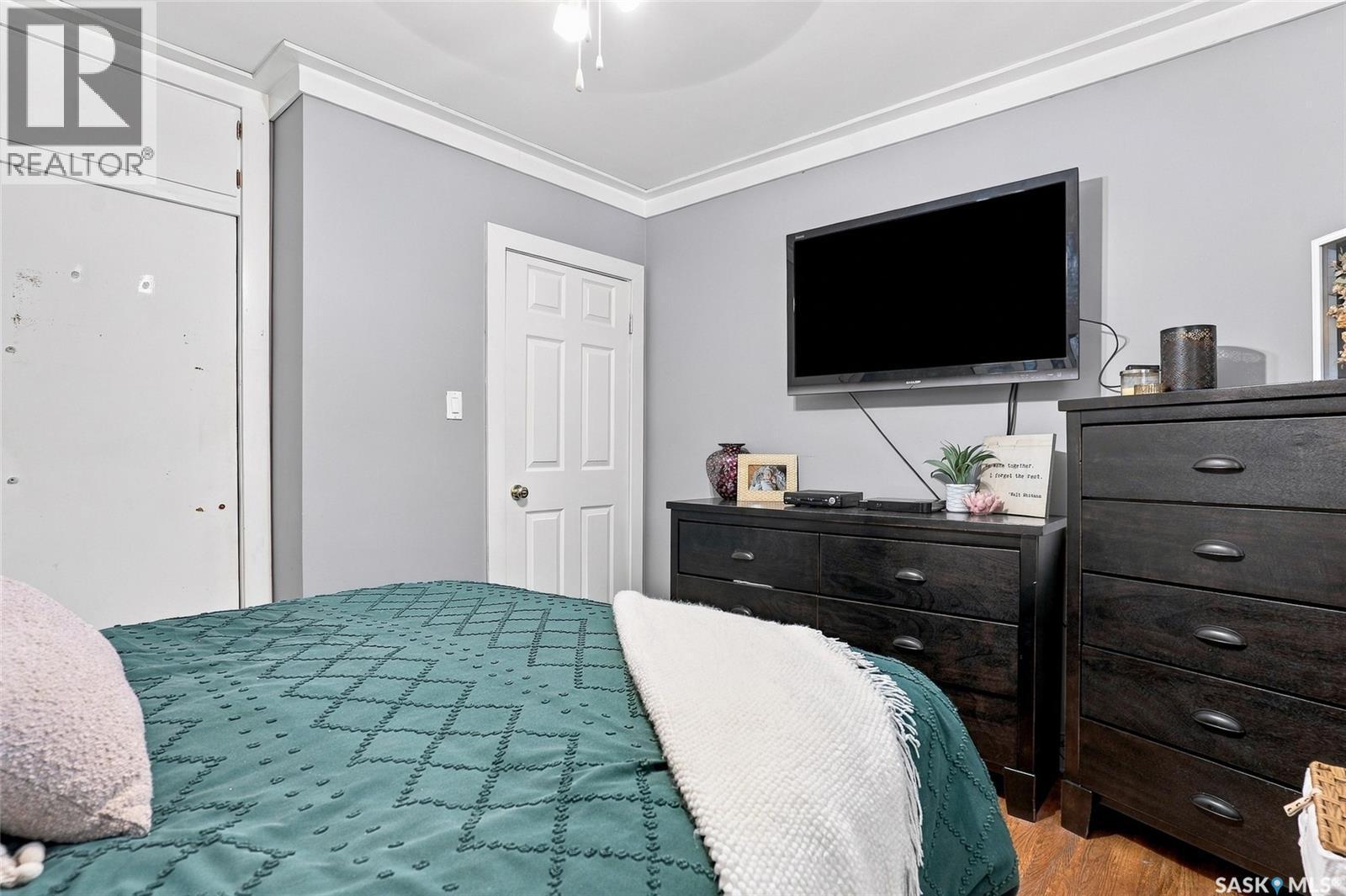 2518 Ewart Avenue, Saskatoon, SK