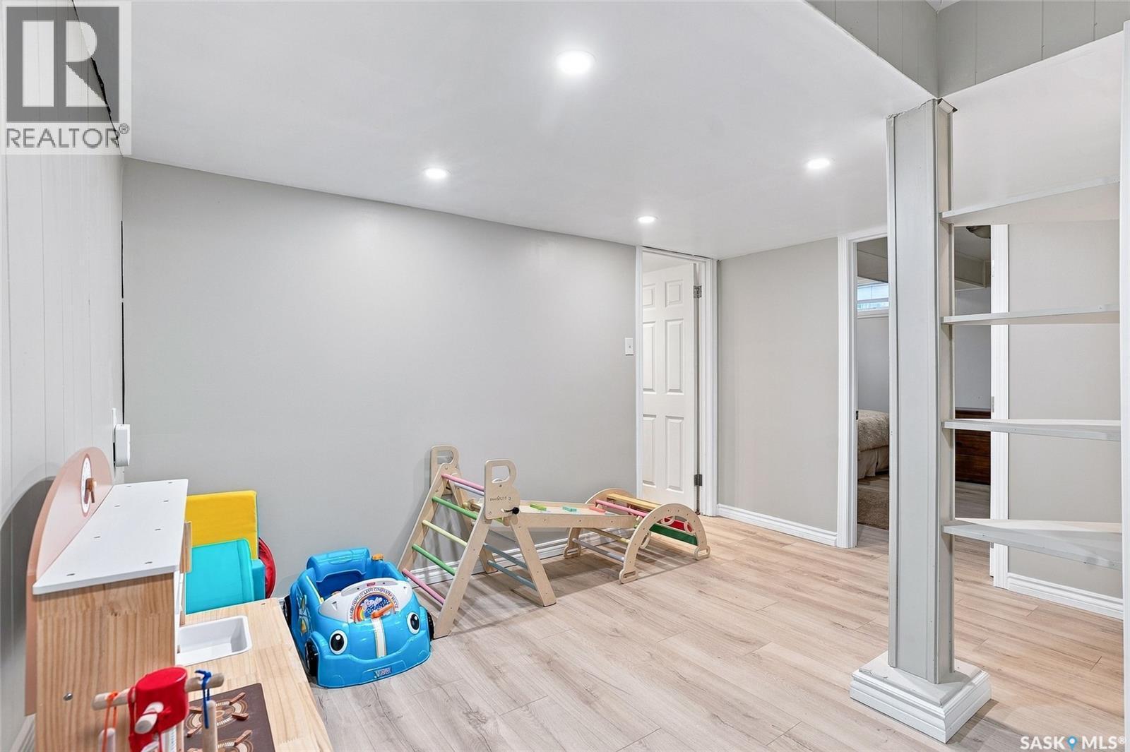 2518 Ewart Avenue, Saskatoon, SK