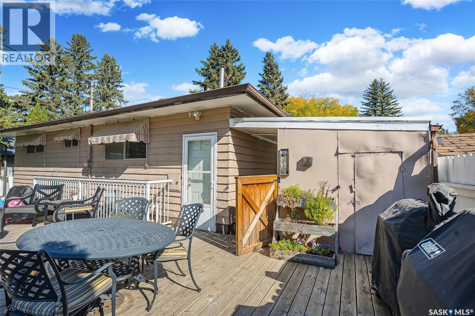 2518 Ewart Avenue, Saskatoon, SK
