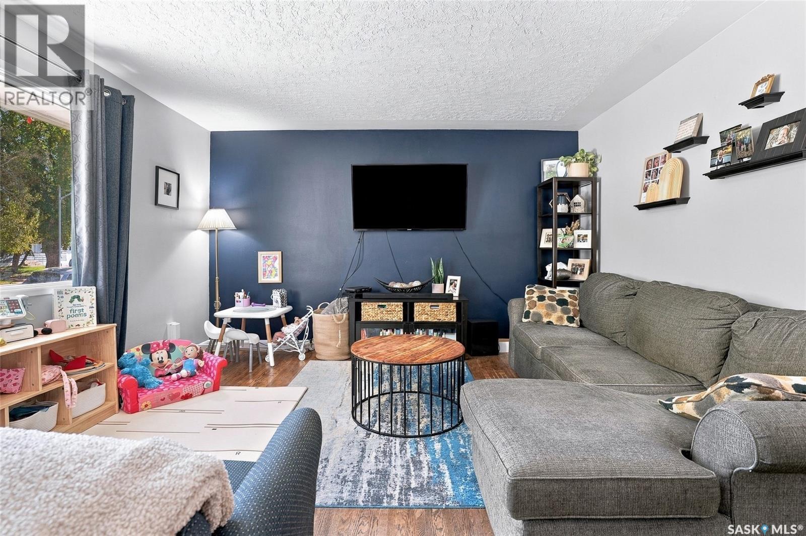 2518 Ewart Avenue, Saskatoon, SK