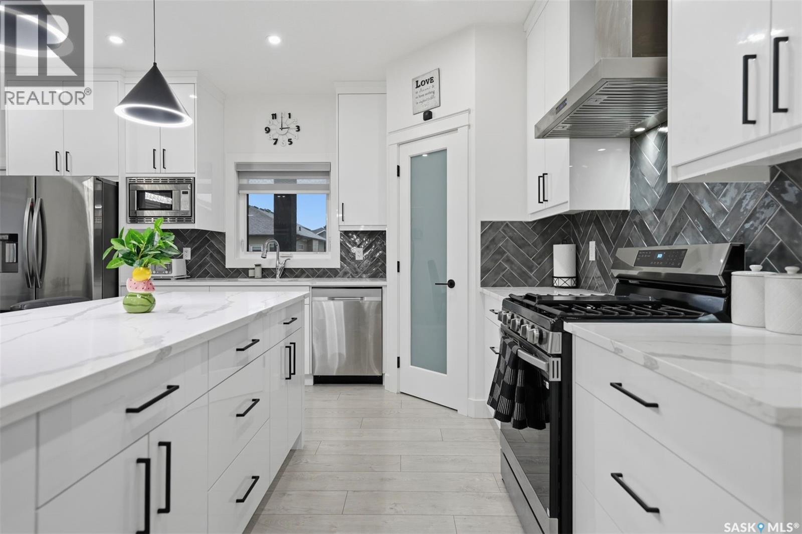 183 Mazurek Crescent, Saskatoon, SK