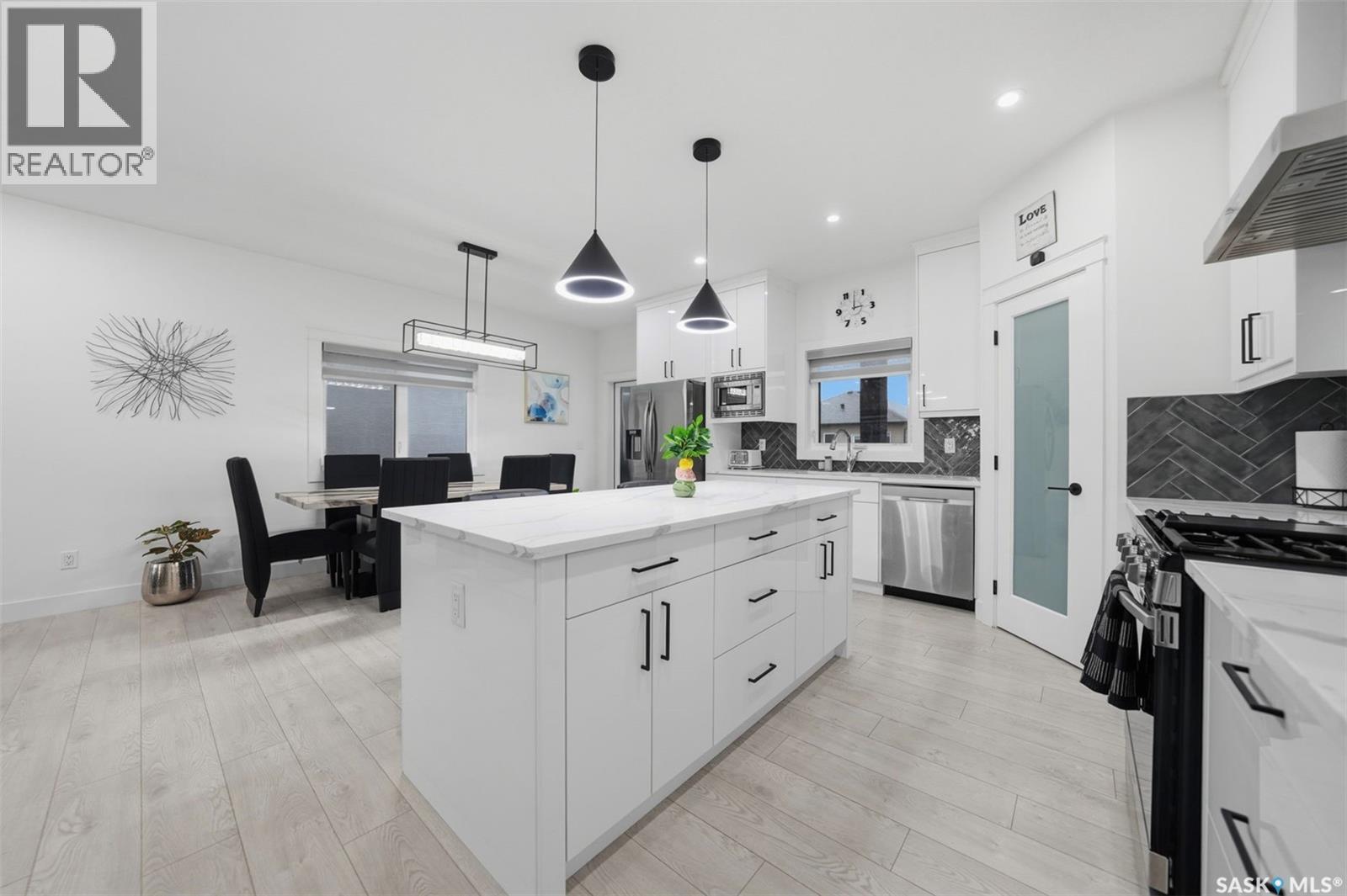 183 Mazurek Crescent, Saskatoon, SK