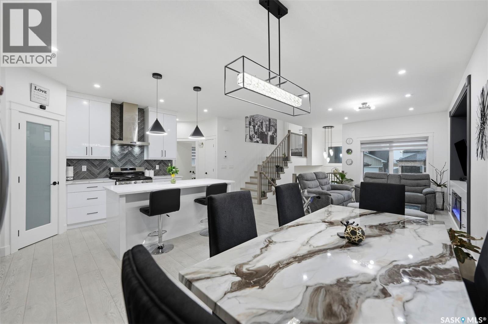 183 Mazurek Crescent, Saskatoon, SK