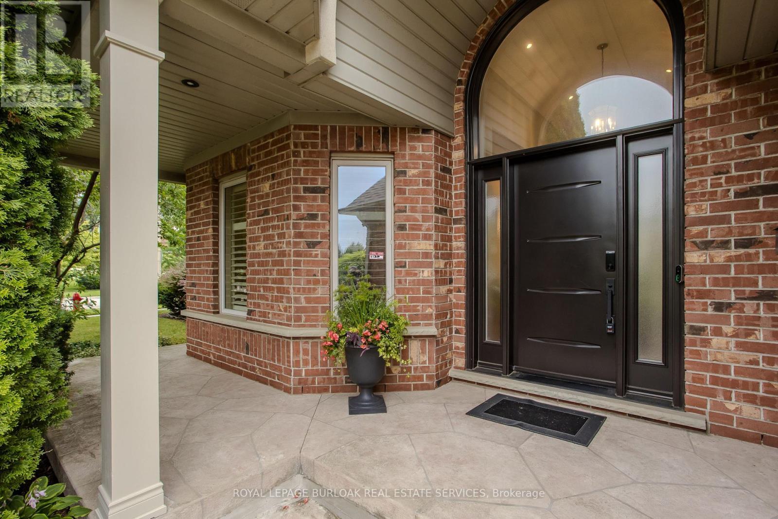 54 Waterwheel Crescent, Hamilton, ON