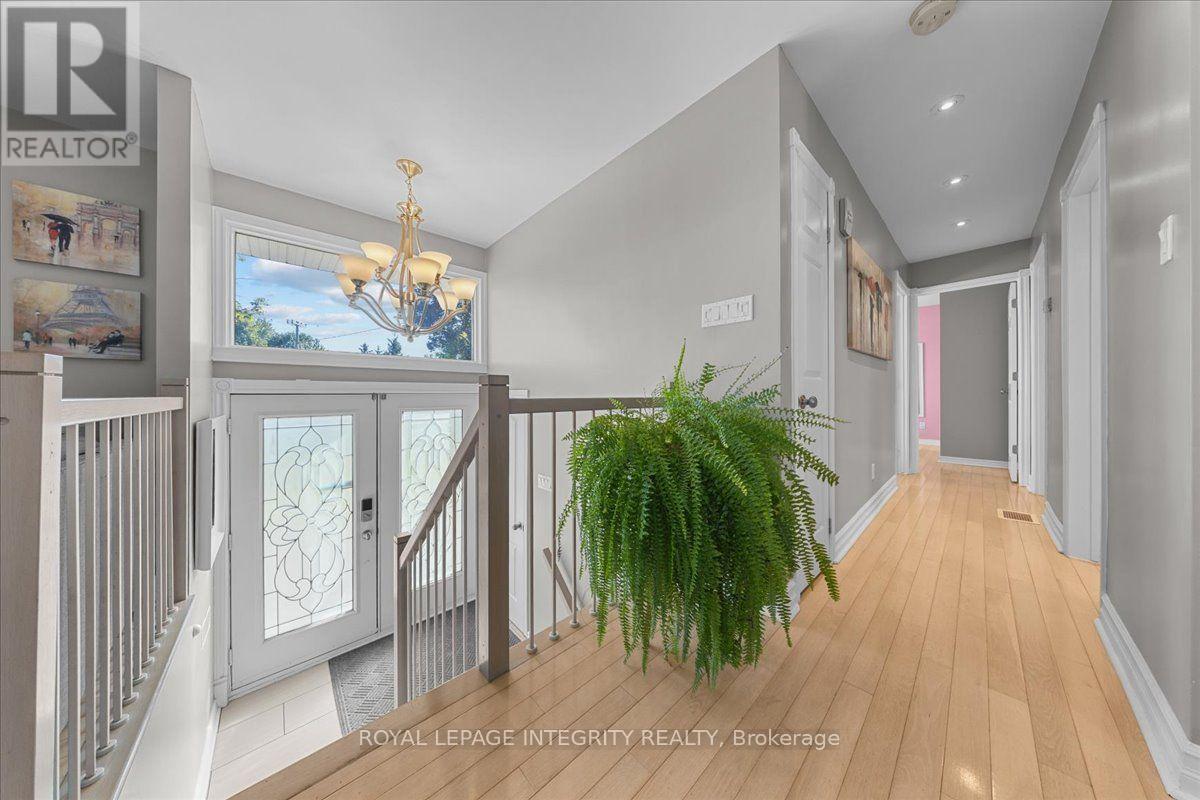3073 Old Montreal Road, Ottawa, ON