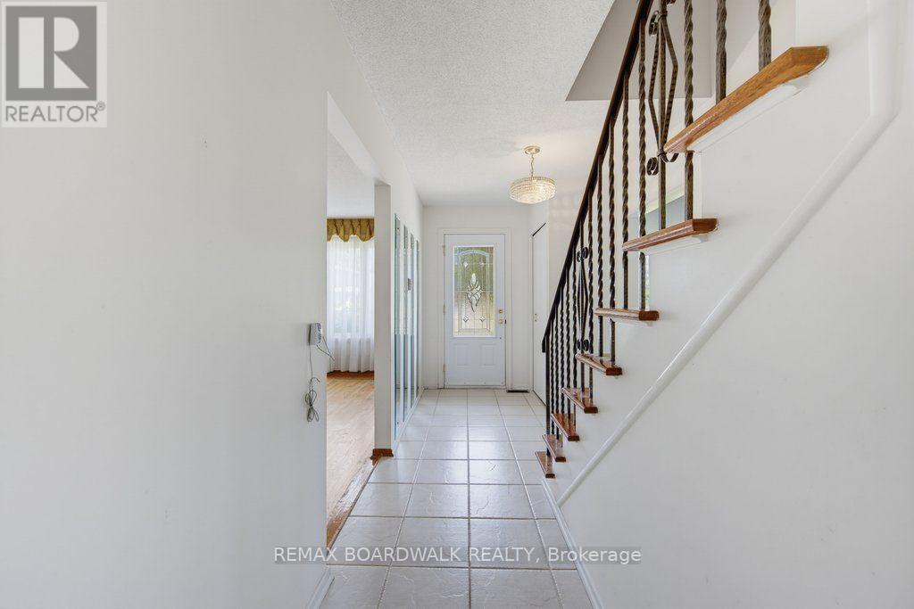60 Northpark Drive, Ottawa, ON