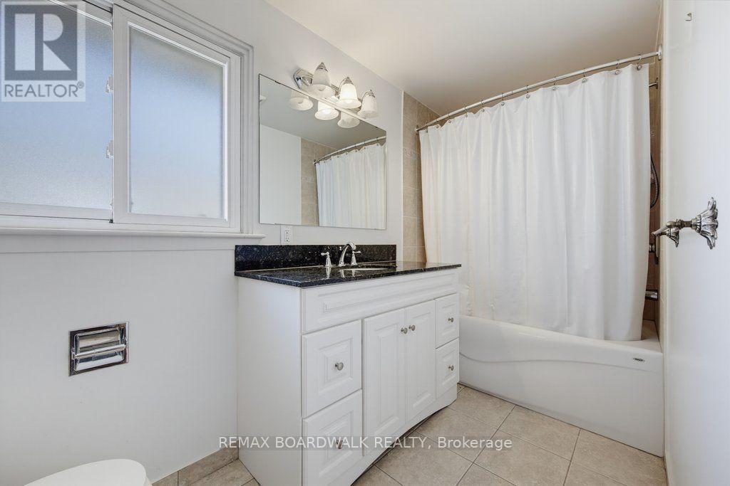60 Northpark Drive, Ottawa, ON