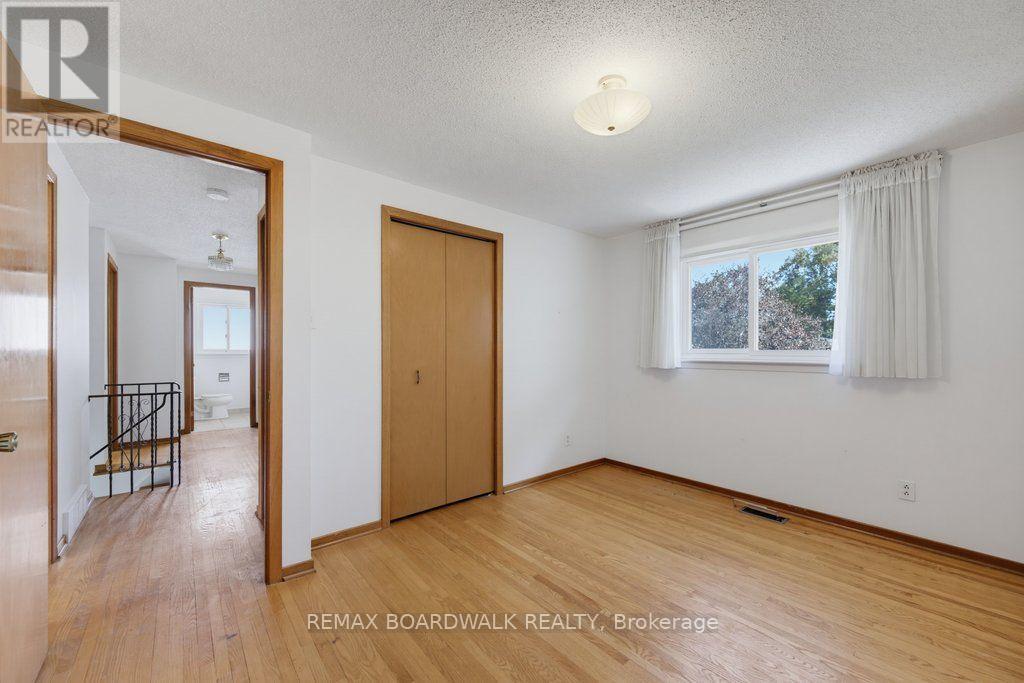 Bedroom 4 - 60 Northpark Drive, Ottawa, ON