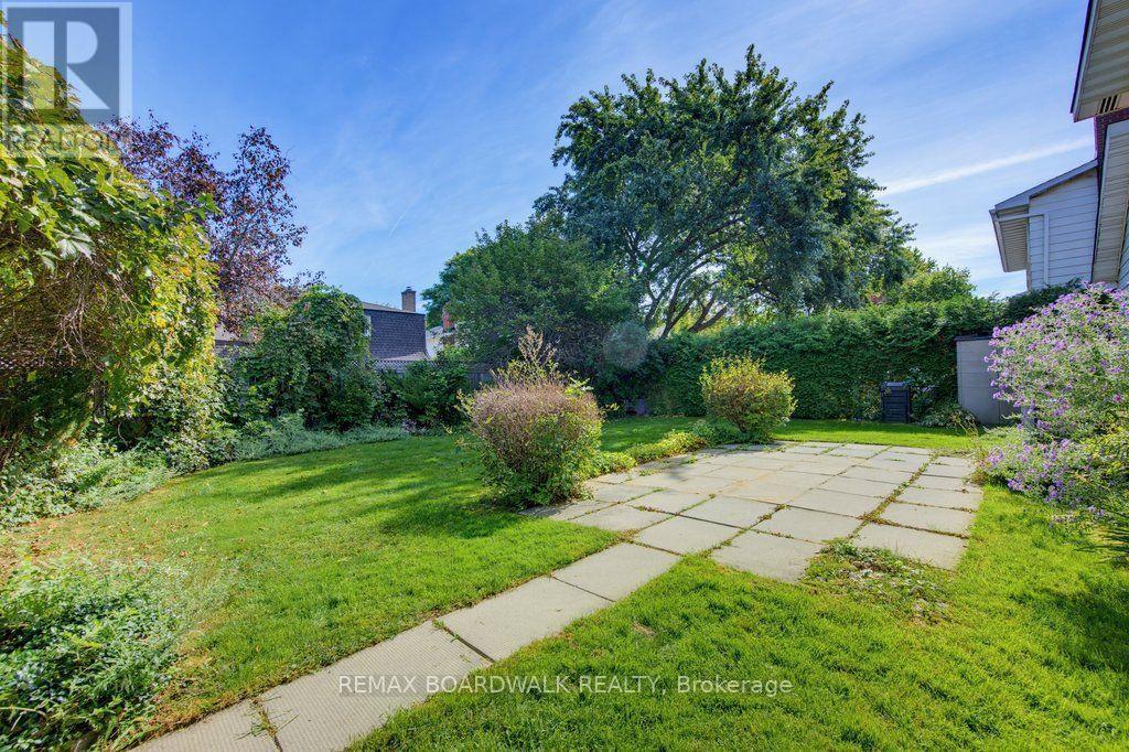 60 Northpark Drive, Ottawa, ON