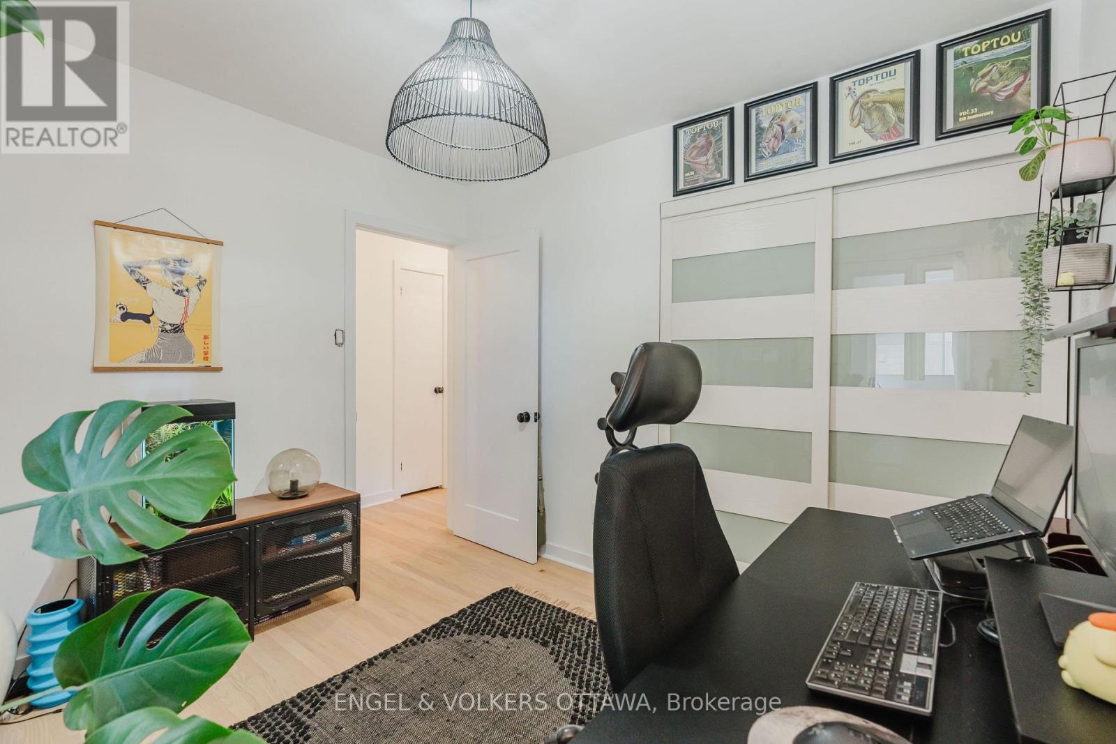 2995 Cowan Crescent, Ottawa, ON