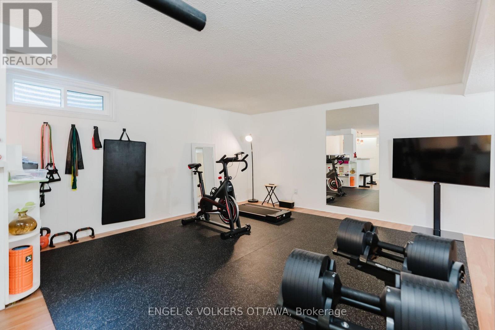 2995 Cowan Crescent, Ottawa, ON