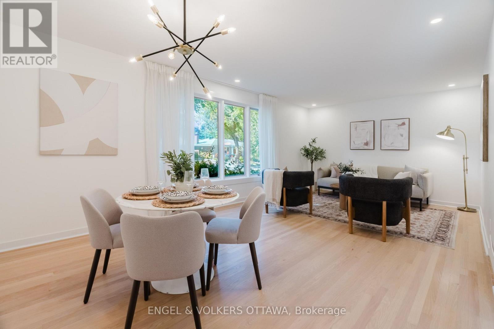 2995 Cowan Crescent, Ottawa, ON