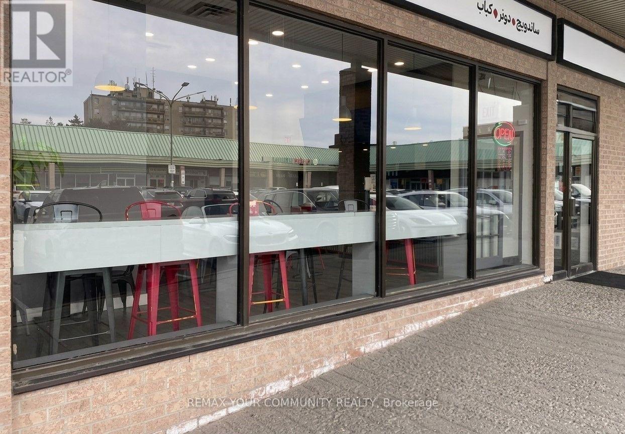 10520 Yonge Street, Richmond Hill, ON