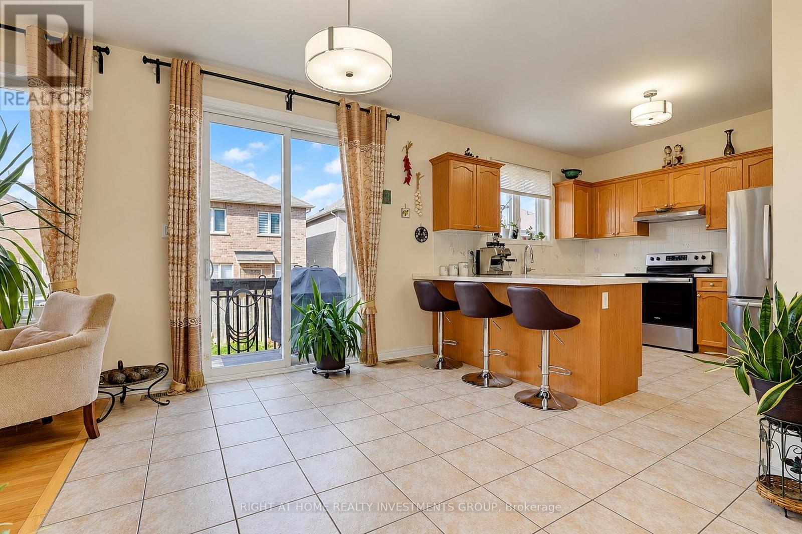 14 Shiner Drive, Richmond Hill, ON