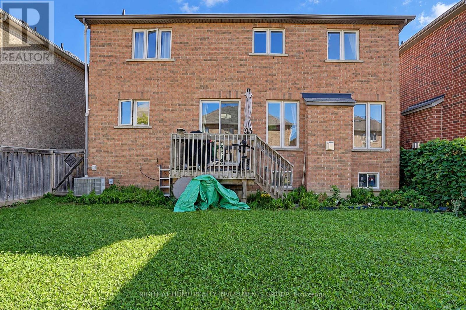 14 Shiner Drive, Richmond Hill, ON