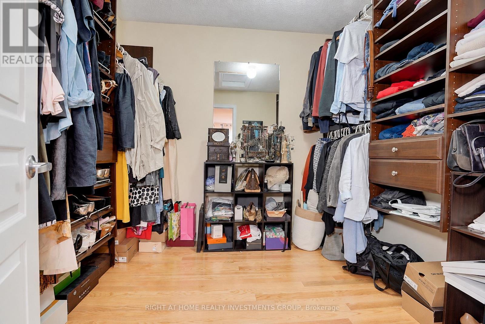 14 Shiner Drive, Richmond Hill, ON