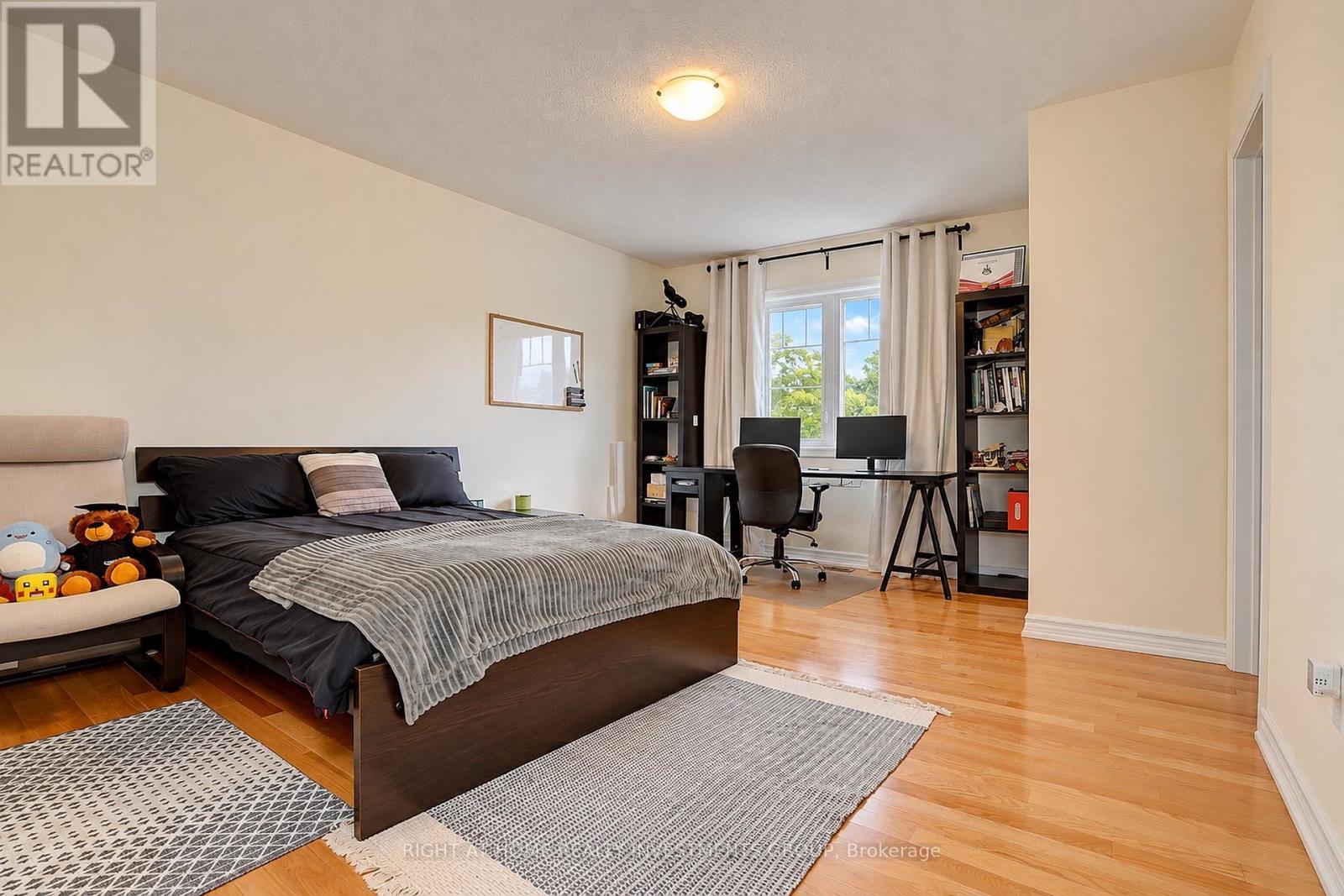 14 Shiner Drive, Richmond Hill, ON