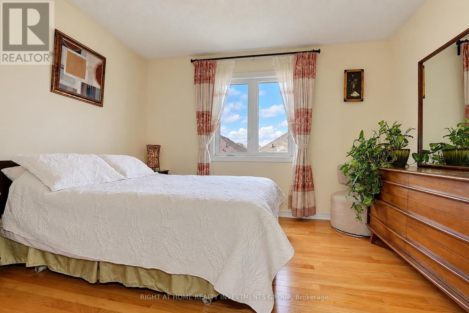 14 Shiner Drive, Richmond Hill, ON
