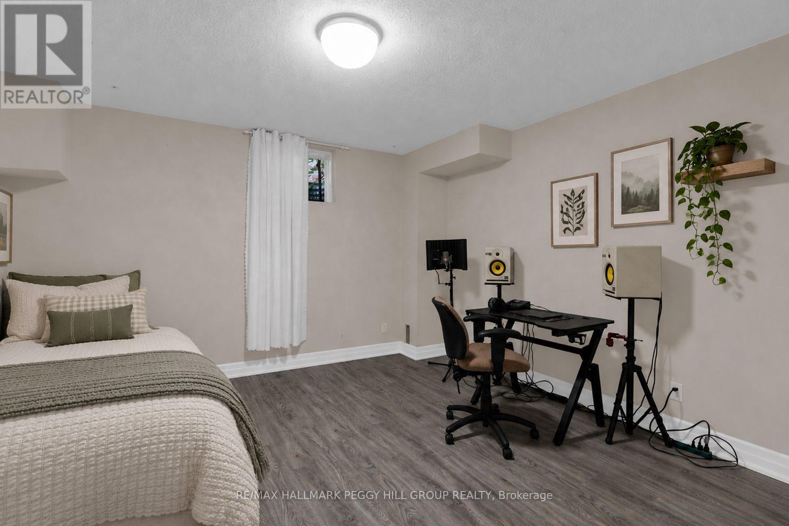 184 Golden Meadow Road, Barrie, ON