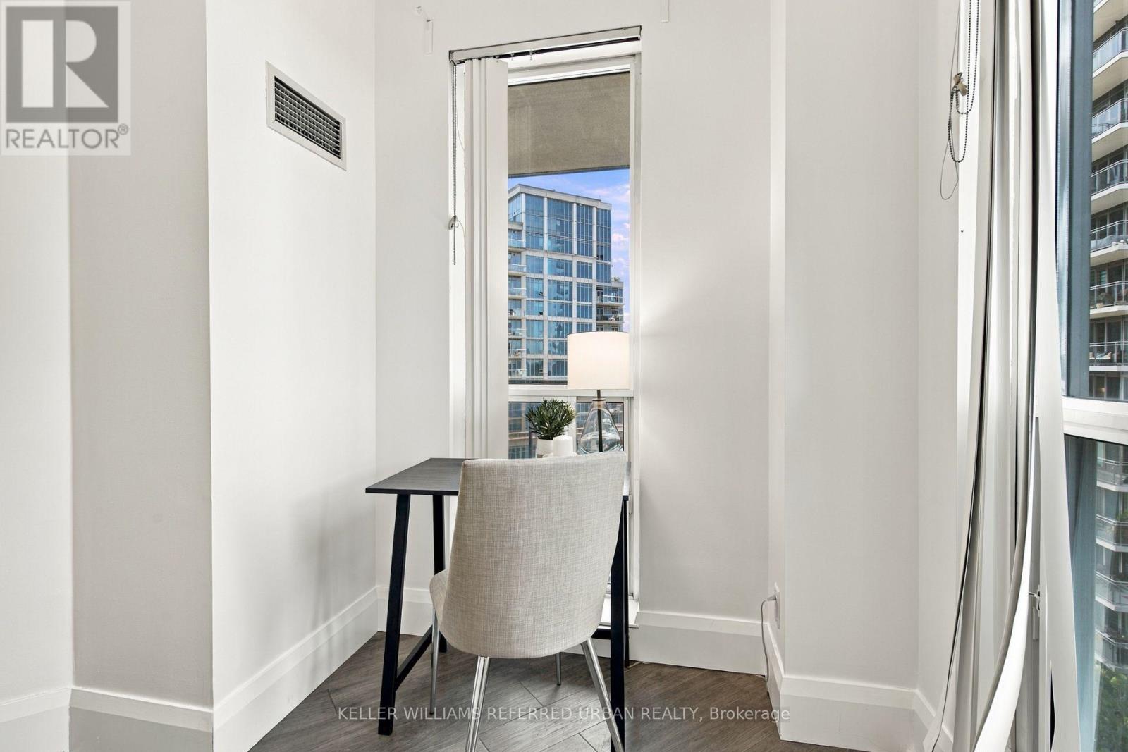 912 - 2119 Lake Shore Boulevard W, Toronto, ON