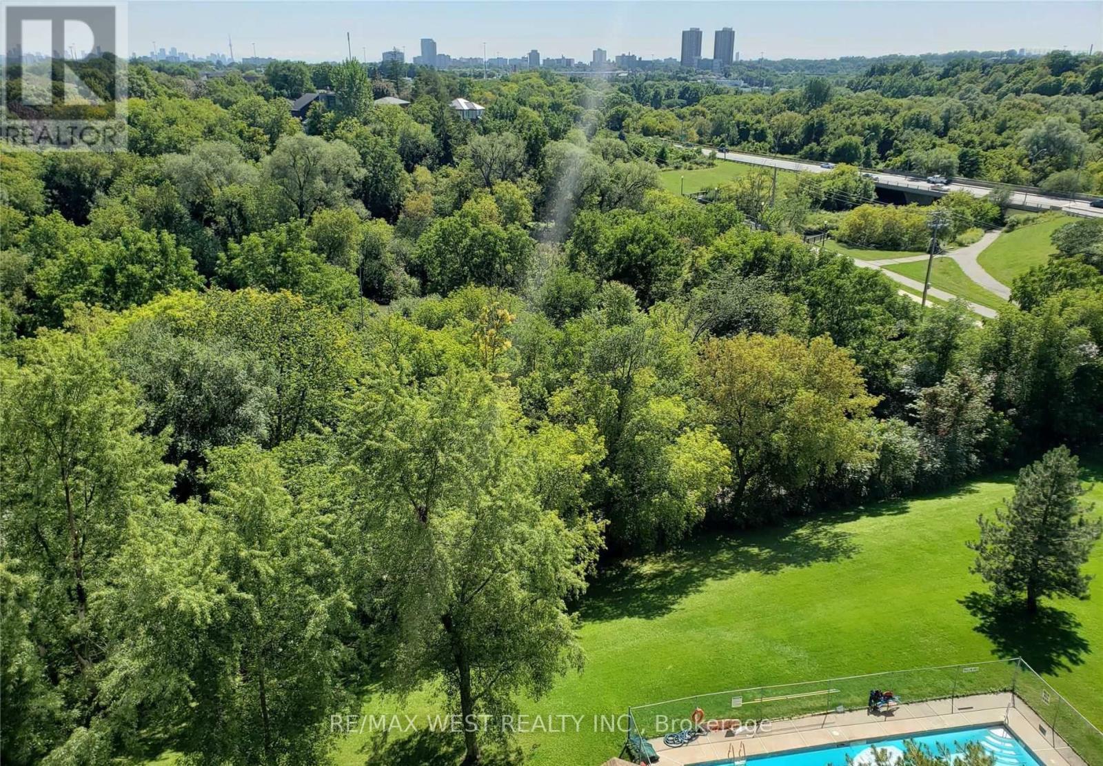 Ph10 - 234 Albion Road, Toronto, ON