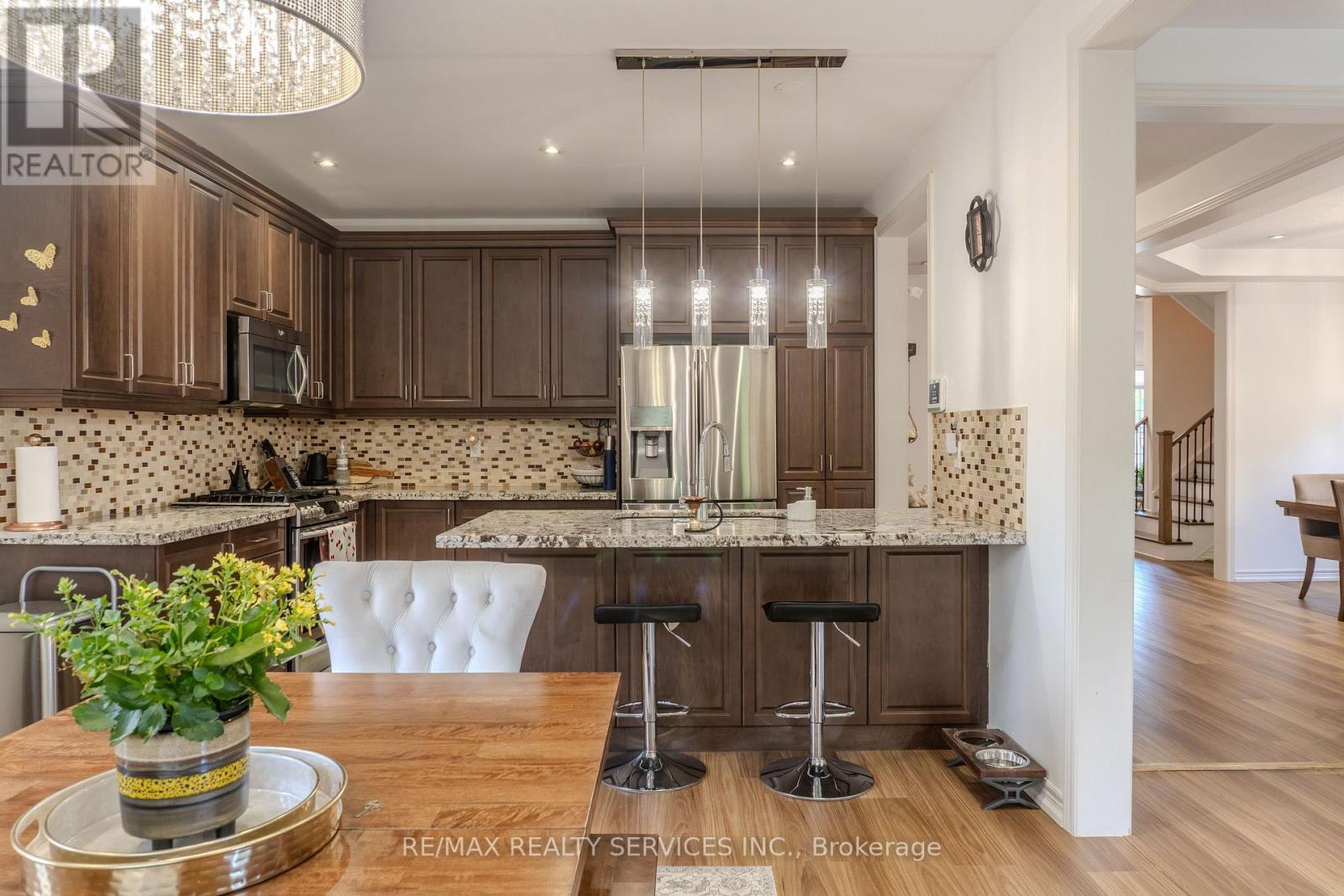 15 Bonnie Braes Drive, Brampton, ON