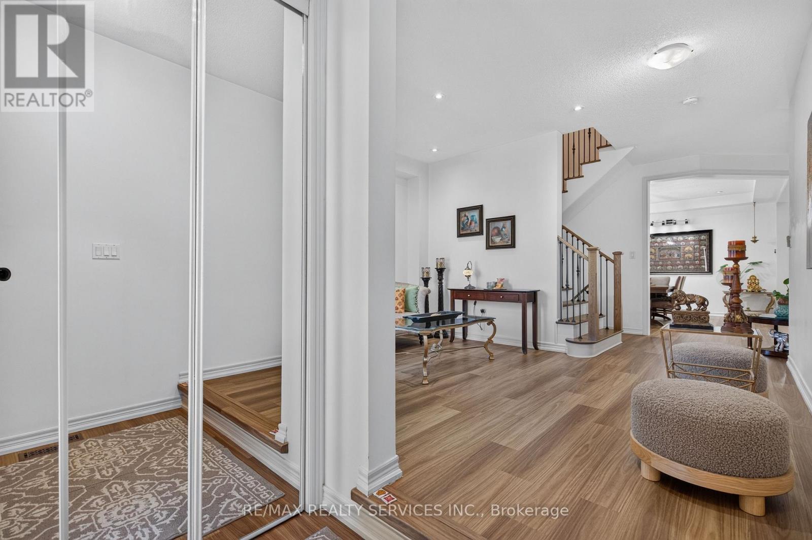 15 Bonnie Braes Drive, Brampton, ON