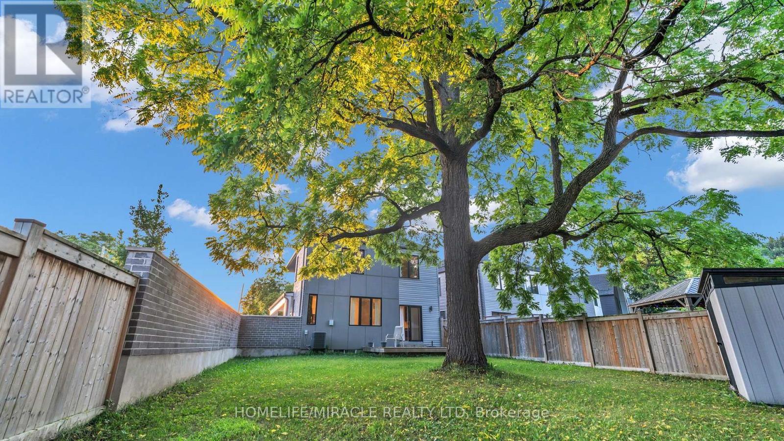 2 - 1195 Riverside Drive, London North, ON