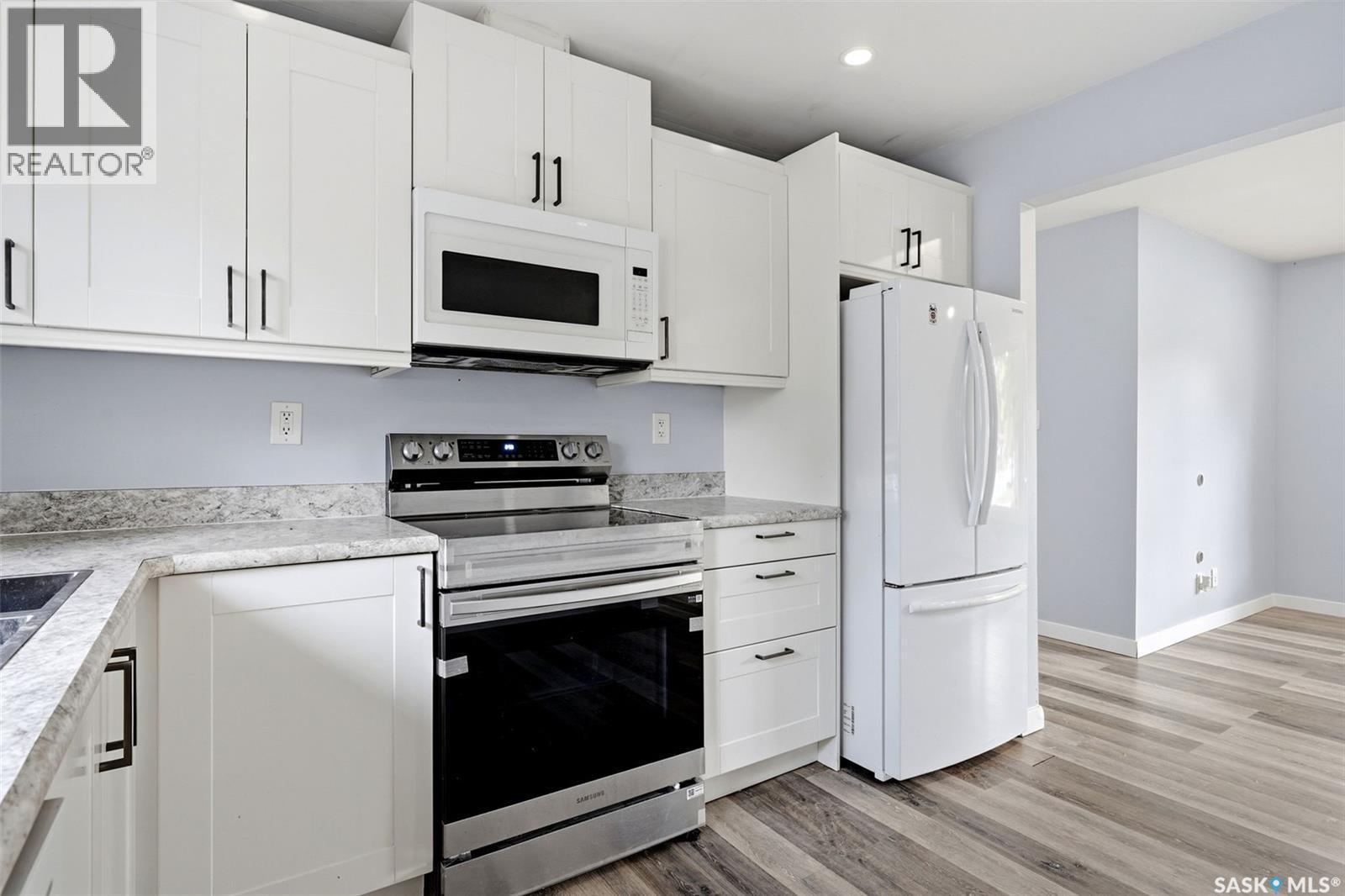 2 Sampson Place, Regina, SK