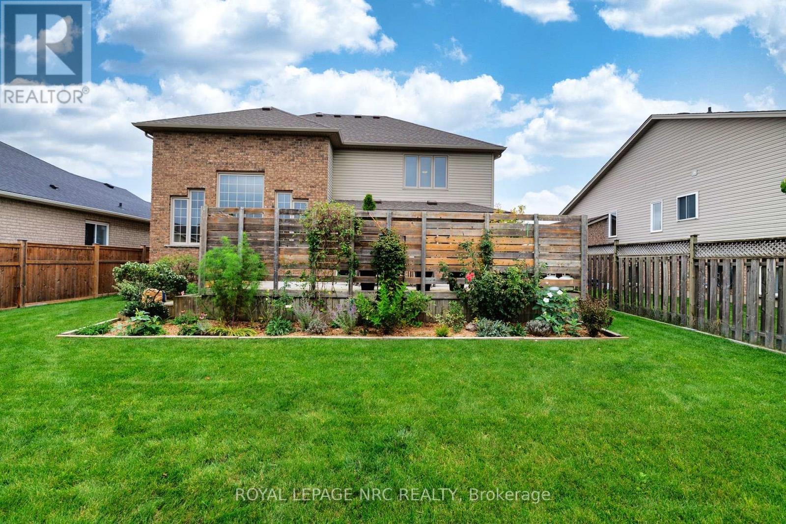 8394 Greenfield Crescent, Niagara Falls (Forestview), ON