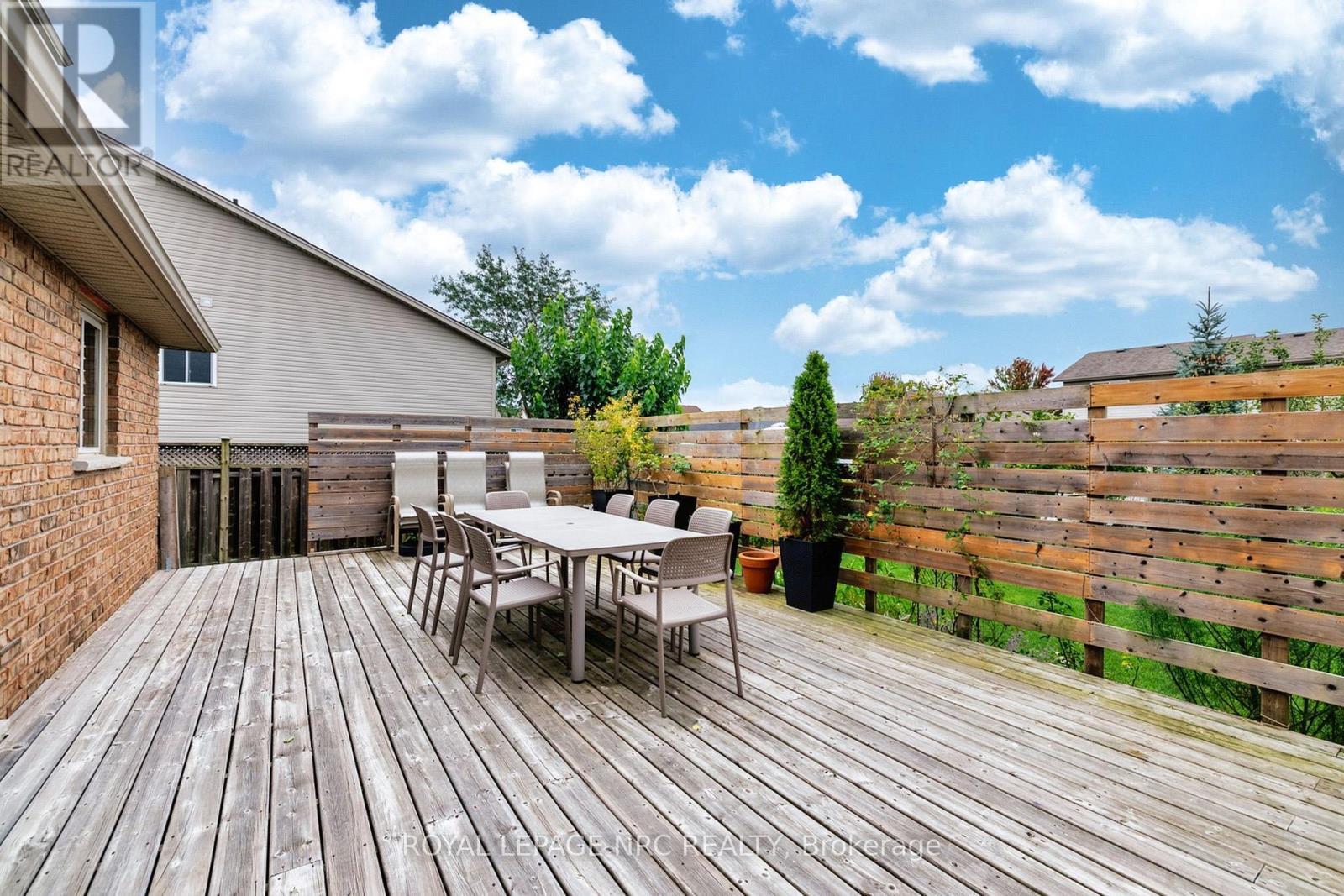 8394 Greenfield Crescent, Niagara Falls (Forestview), ON