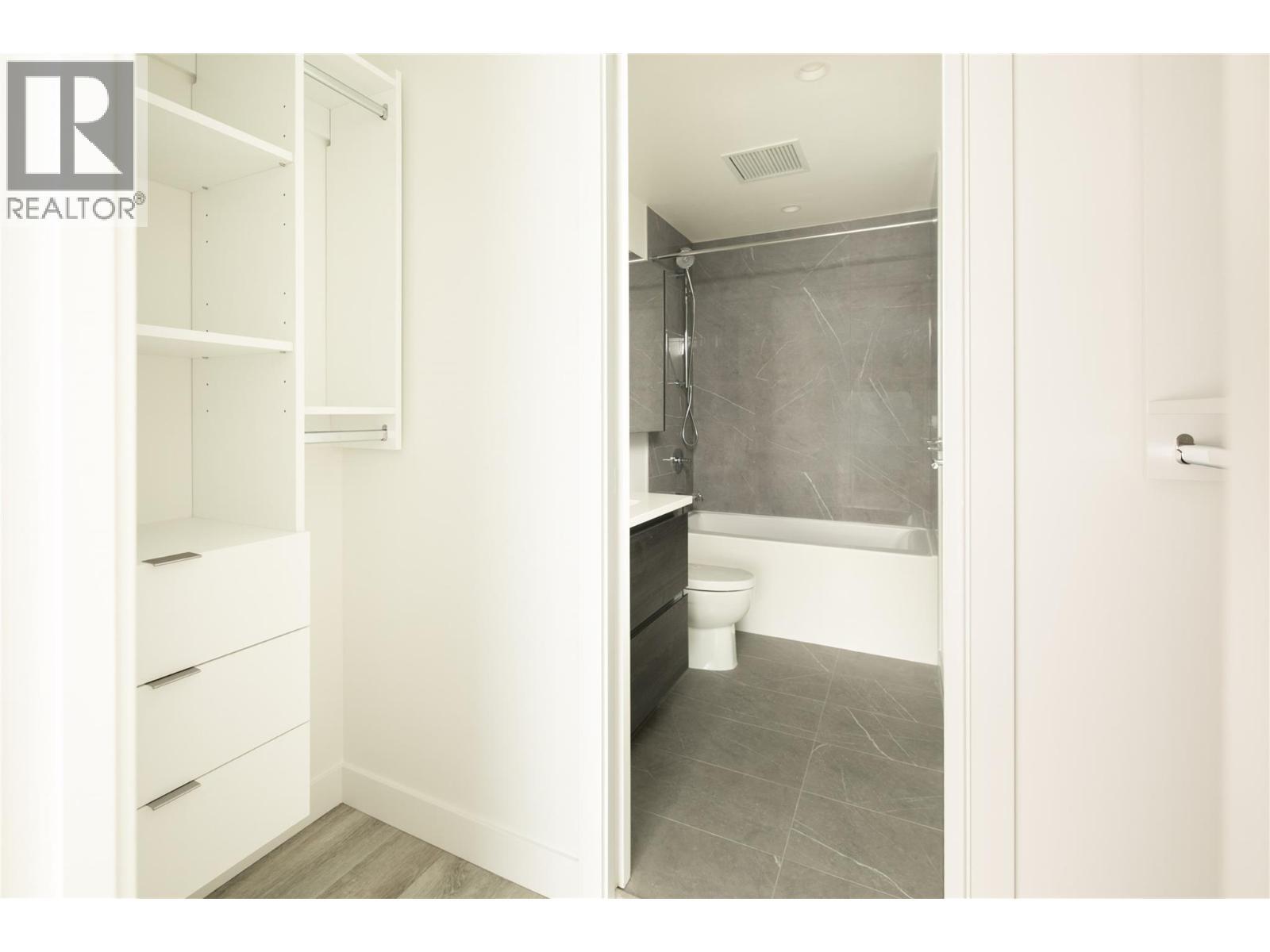 1626 Water Street Unit# 2105, Kelowna, BC