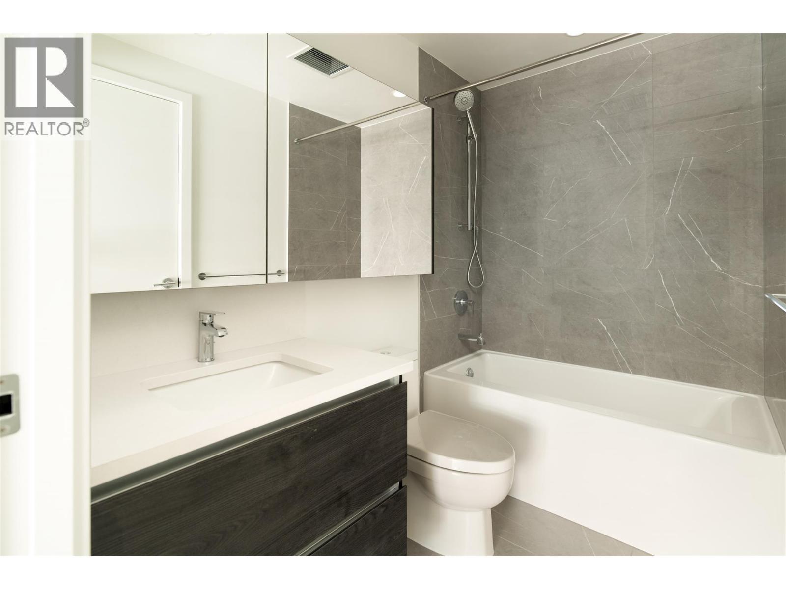 1626 Water Street Unit# 2105, Kelowna, BC