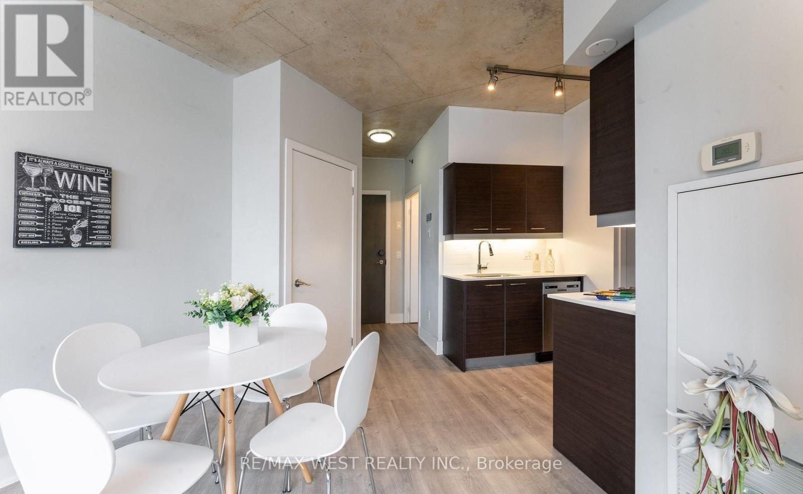 303 - 90 Trinity Street, Toronto, ON