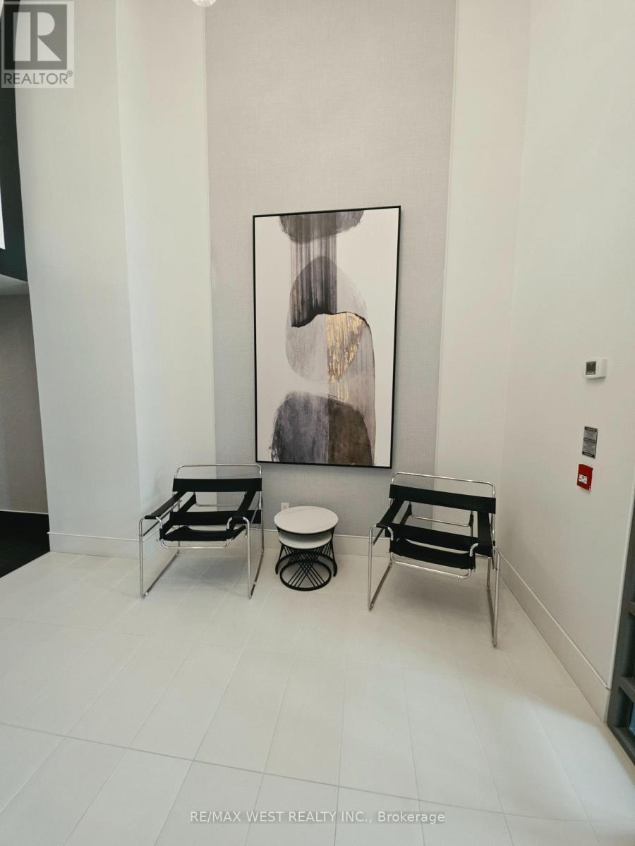 303 - 90 Trinity Street, Toronto, ON