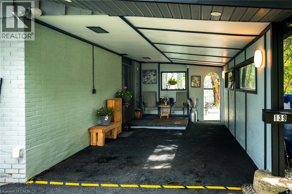 Covered carport - 139 Town Line, Orangeville, ON