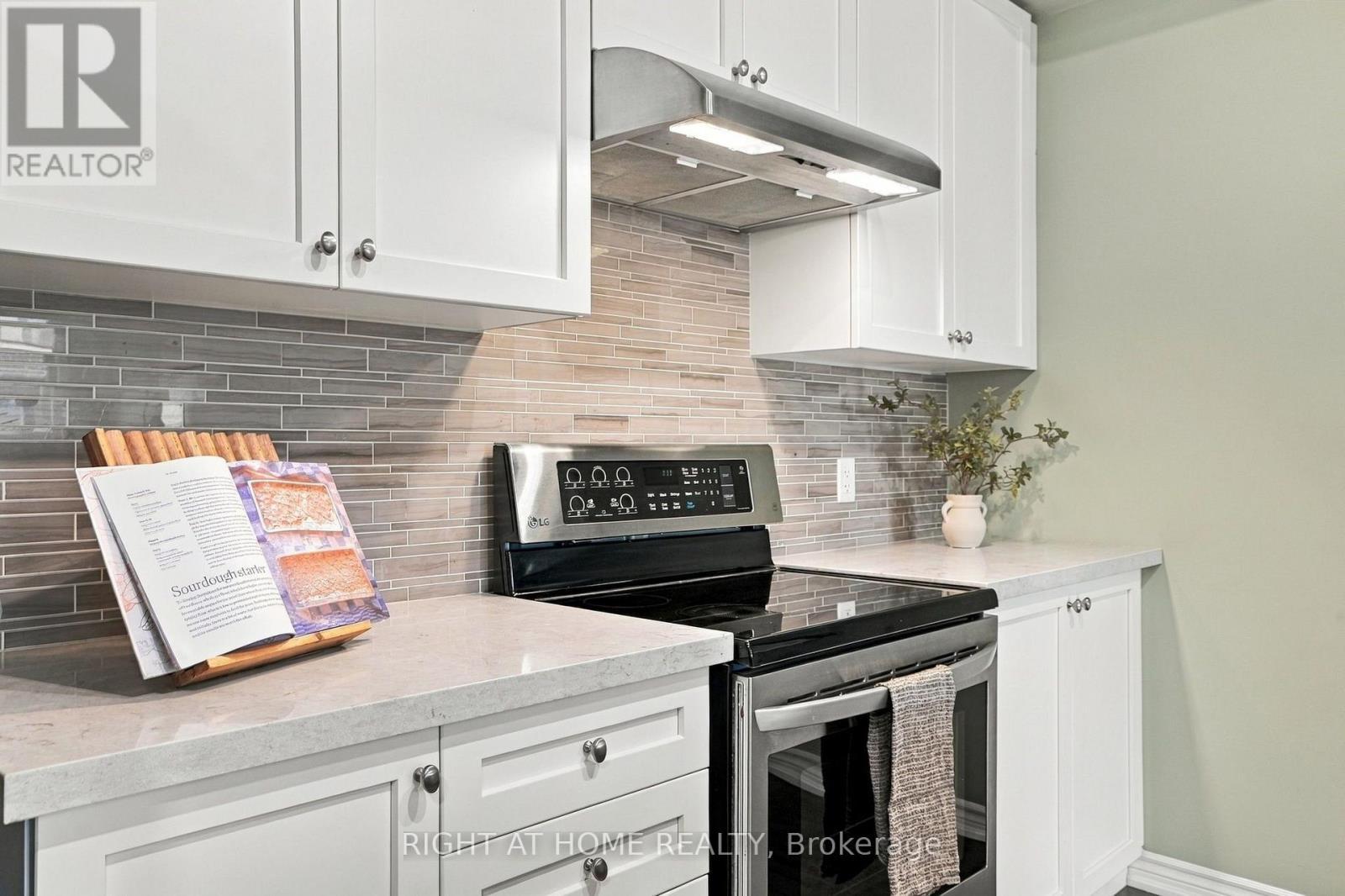 3048 Blacktusk Common, Oakville, ON