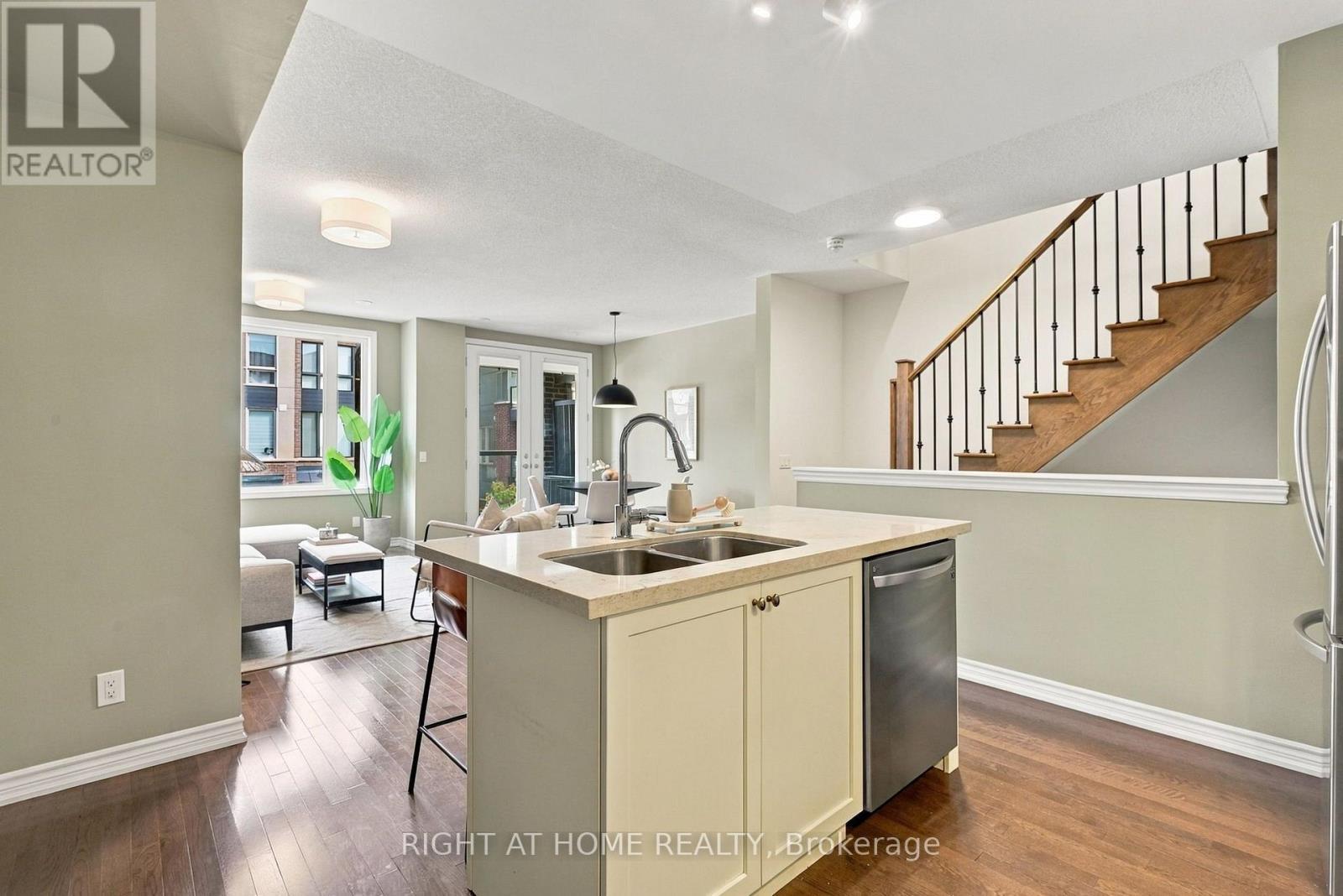 3048 Blacktusk Common, Oakville, ON